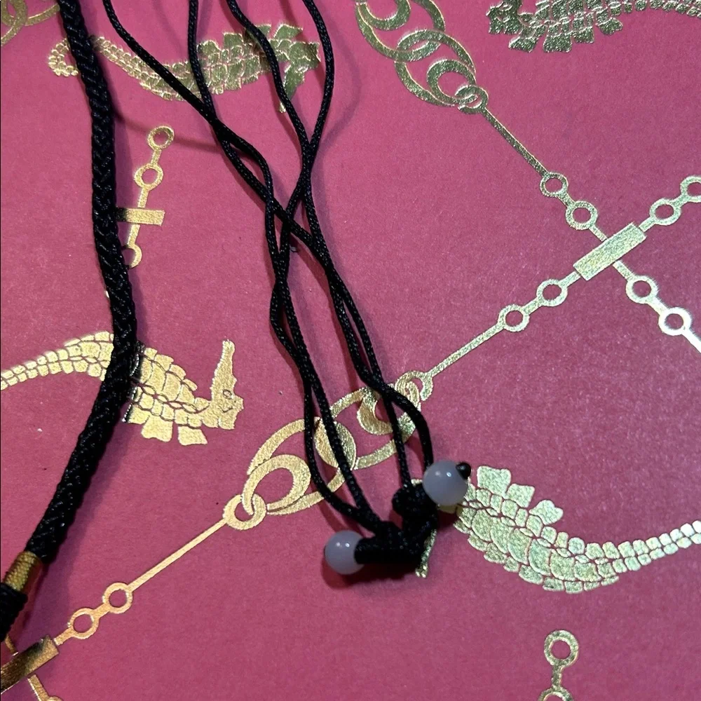Black and Gold Pendant Necklace - Picture 4 of 4